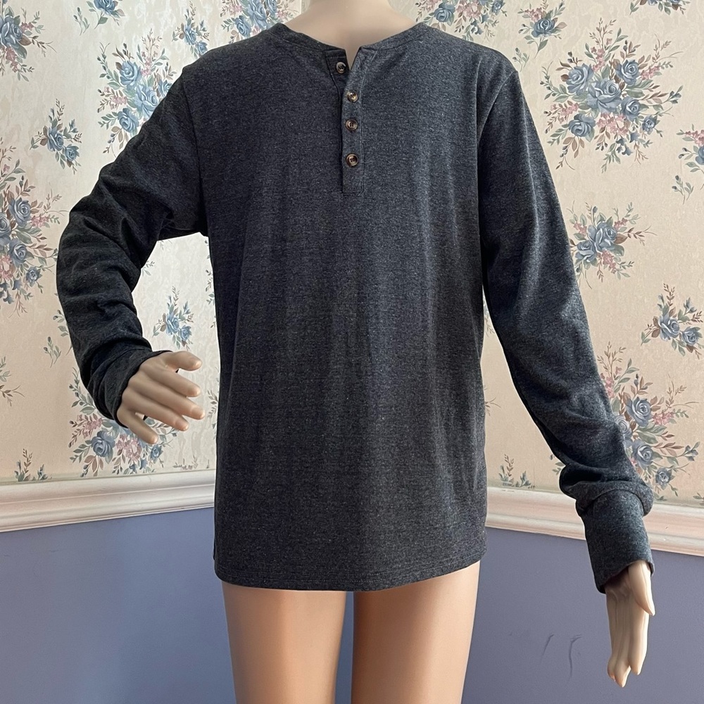 Derminpro mens Henley grey long sleeved shirt, size small